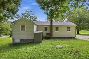 2138 Nc Hwy 62, Burlington, NC 27217 - Photo 16