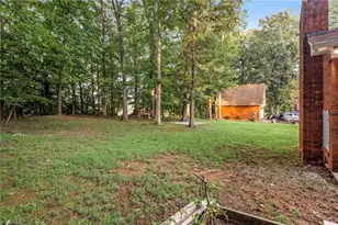 3931 Manila Rd, Greensboro, NC 27406 - Photo 26