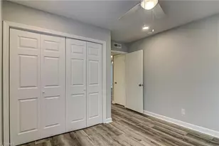1518 Benjamin Pkwy, Greensboro, NC 27408 - Photo 24