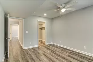 1518 Benjamin Pkwy, Greensboro, NC 27408 - Photo 16