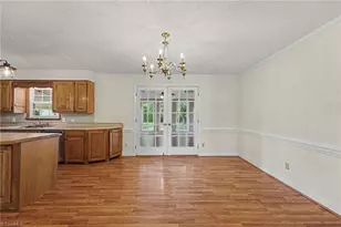 801 Woodard Dr, Whitsett, NC 27377 - Photo 12