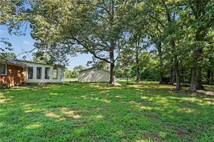 801 Woodard Dr, Whitsett, NC 27377 - Photo 28