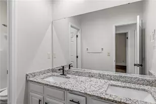 6409 Spyglass Dr, Greensboro, NC 27410 - Photo 36