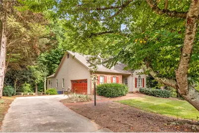 6409 Spyglass Drive, Greensboro, NC 27410 - Photo 2