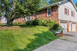 145 Stanwell Ct, Clemmons, NC 27012 - Photo 4