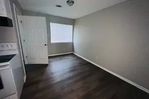 3432 Wichita Pl, Greensboro, NC 27405 - Photo 2
