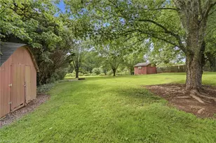 907 Sparta Rd, North Wilkesboro, NC 28659 - Photo 46