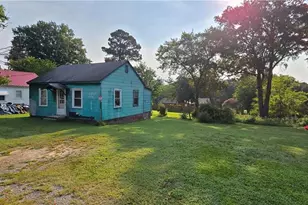 248 Atwater St, Yanceyville, NC 27379 - Photo 2