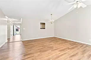 3027 Maple Ave, Burlington, NC 27215 - Photo 8