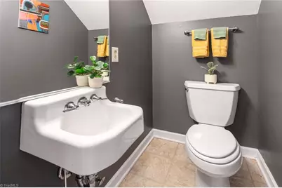609 Central Avenue, Burlington, NC 27215 - Photo 14
