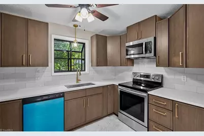 4424 Cooper Cove Road, Winston-Salem, NC 27127 - Photo 14
