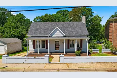 1115 Trogdon Street, North Wilkesboro, NC 28659 - Photo 2