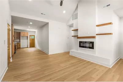 412 E 15th Street, Winston-Salem, NC 27105 - Photo 2