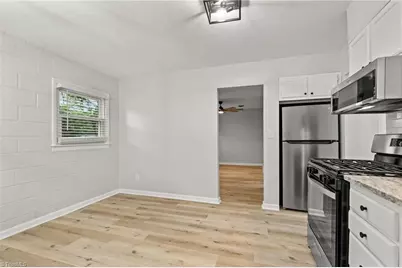 2205 Hathaway Drive, Greensboro, NC 27408 - Photo 32