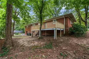 2205 Hathaway Dr, Greensboro, NC 27408 - Photo 50