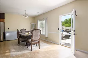 104 Edgewood Ct, Archdale, NC 27263 - Photo 10