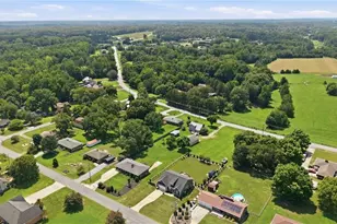 4358 Gumtree Rd, Winston-Salem, NC 27107 - Photo 10