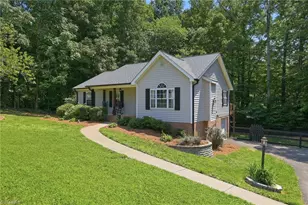 1035 Trinity Place Rd, Tobaccoville, NC 27050 - Photo 4