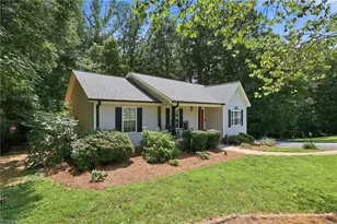 1035 Trinity Place Rd, Tobaccoville, NC 27050 - Photo 2