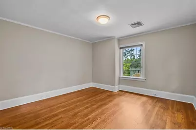 300 Warren Street, Greensboro, NC 27403 - Photo 26