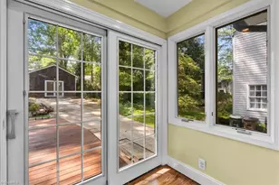 300 Warren St, Greensboro, NC 27403 - Photo 16