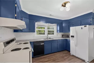 2805 Roland Road, Greensboro, NC 27407 - Photo 10