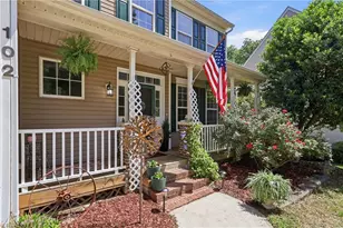102 Farriers Ln, Jamestown, NC 27282 - Photo 4