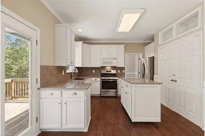 102 Farriers Lane, Jamestown, NC 27282 - Photo 12
