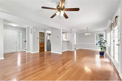 5 Thames Court, Greensboro, NC 27455 - Photo 8