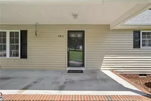 2911 Woodhaven Dr, Asheboro, NC 27205 - Photo 6