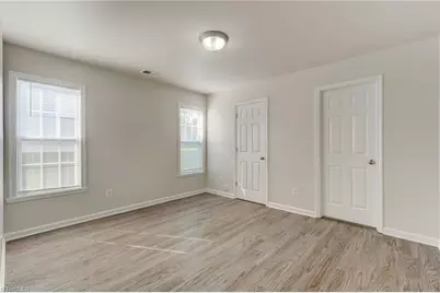 5811 Sycamore Glen Road, Greensboro, NC 27405 - Photo 14