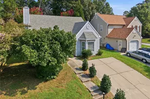 4902 Heritage Woods Ct, Greensboro, NC 27407 - Photo 4