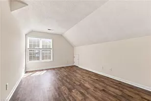 4902 Heritage Woods Ct, Greensboro, NC 27407 - Photo 22