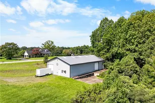 1849 Old Stage Rd, Yadkinville, NC 27055 - Photo 20