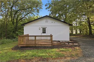 431 Dudley St, Burlington, NC 27217 - Photo 22