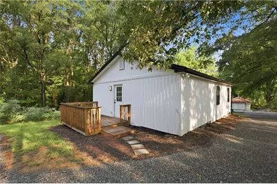 431 Dudley Street, Burlington, NC 27217 - Photo 24