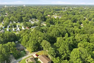 431 Dudley St, Burlington, NC 27217 - Photo 26
