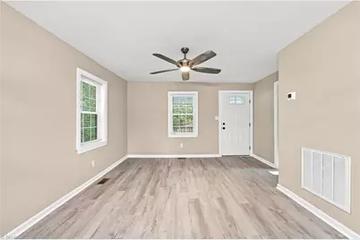 431 Dudley Street, Burlington, NC 27217 - Photo 10