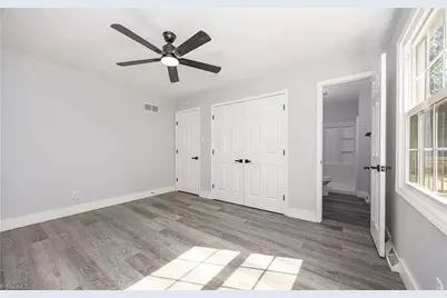 305 Rollingwood Road, Jamestown, NC 27282 - Photo 18