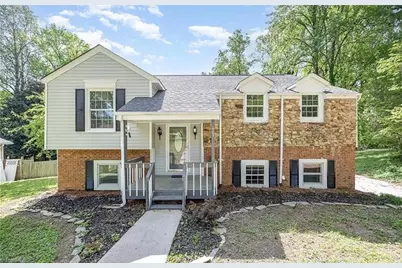 305 Rollingwood Road, Jamestown, NC 27282 - Photo 2