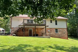 237 W Dodson Mill Rd, Pilot Mountain, NC 27041 - Photo 24