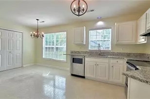 3409 Bent Creek Ct, Greensboro, NC 27410 - Photo 8