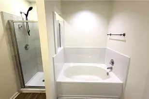 3409 Bent Creek Ct, Greensboro, NC 27410 - Photo 22
