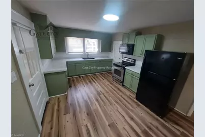 901 Old Thomasville Road, High Point, NC 27260 - Photo 2