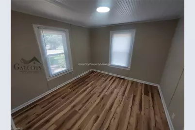 901 Old Thomasville Road, High Point, NC 27260 - Photo 8