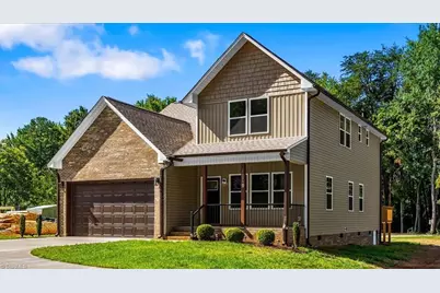 1606 Youngs Mill Road, Greensboro, NC 27406 - Photo 2