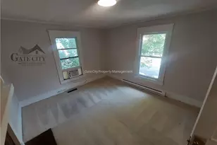 303 W 6th Ave, Lexington, NC 27292 - Photo 6