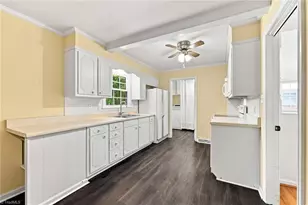 4112 Beckford Dr, Greensboro, NC 27407 - Photo 8