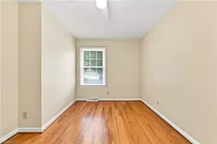 4112 Beckford Dr, Greensboro, NC 27407 - Photo 22