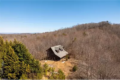 222 Hummingbird Lane, Pilot Mountain, NC 27041 - Photo 18